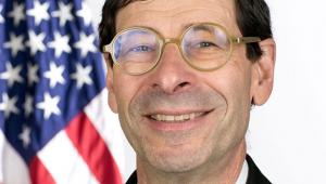 Maurice Obstfeld, an economic adviser to US President Barack Obama, has been appointed as the International Monetary Fund’s new chief economist and director of research.