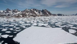 Arctic melting ice caps 