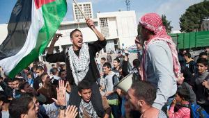 Palestinians protesting Israeli occuptation