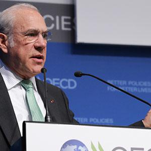 Angel Gurría speaking at the press conference in Paris yesterday. Credit: OECD/Andrew Wheeler 