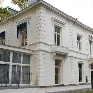 Institute for Global Justice_wikicommons